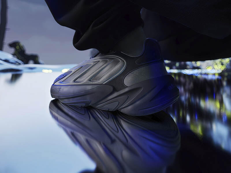 عبّر عن هويتك مع حذاء Oznova الرياضي من adidas Originals